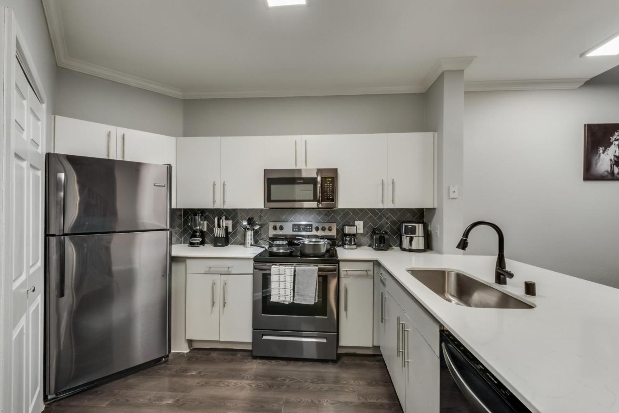 Loft Style 2Br Apt I Dallas City Center I Pool I Gym I Workspace I Pets Apartment Exterior photo