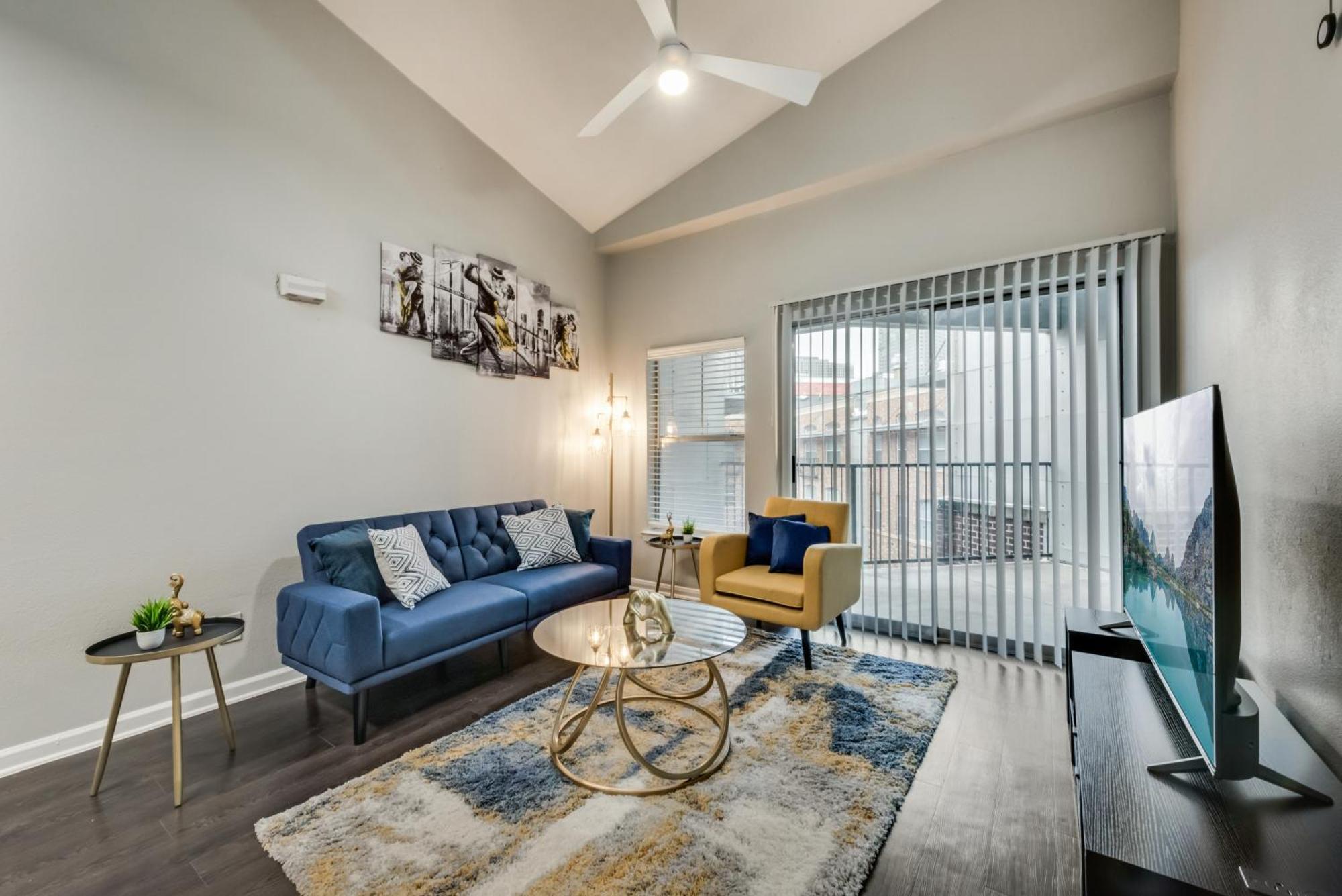 Loft Style 2Br Apt I Dallas City Center I Pool I Gym I Workspace I Pets Apartment Exterior photo